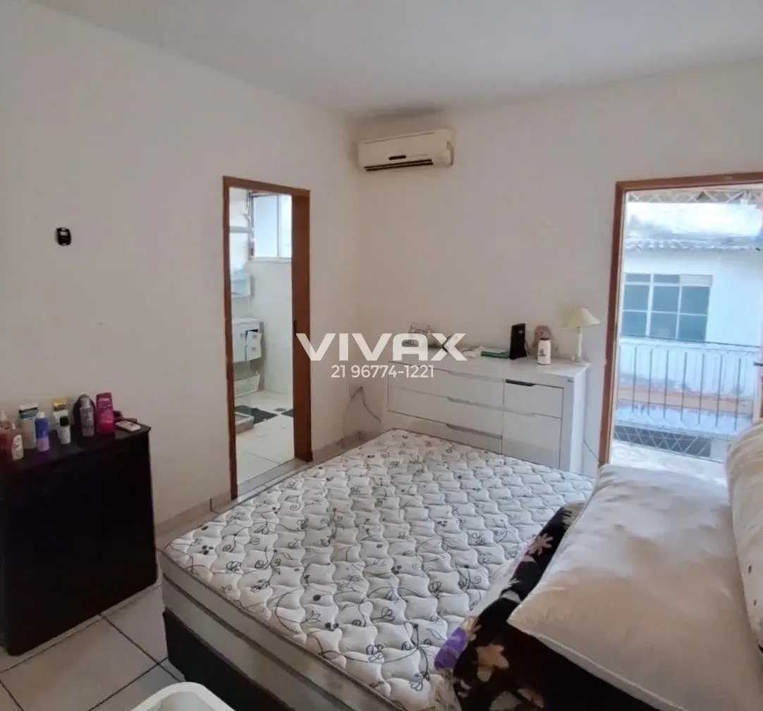 Garden in a 5-bedroom house, 415 m² — photo 12