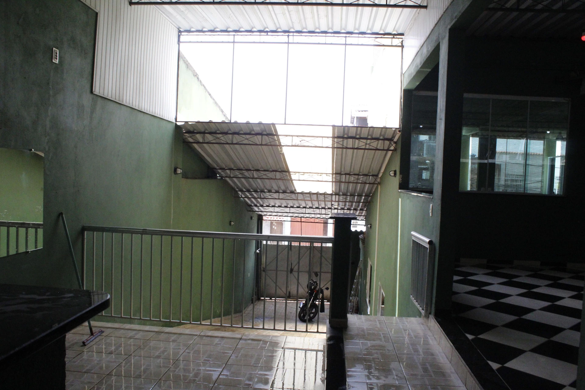 Casa sem mobília com 1 quarto e 2 banheiros e garagem — photo 29