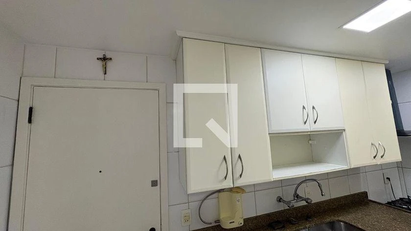 3-bedroom apartment with a grill on the balcony — photo 24