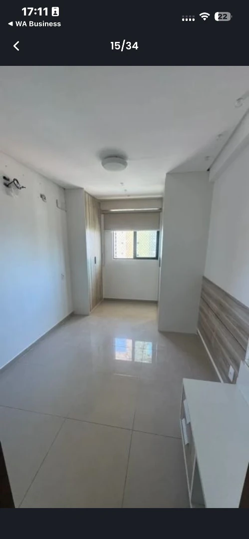 Квартира 70 м² із заскленим балконом та робочим місцем — photo 9