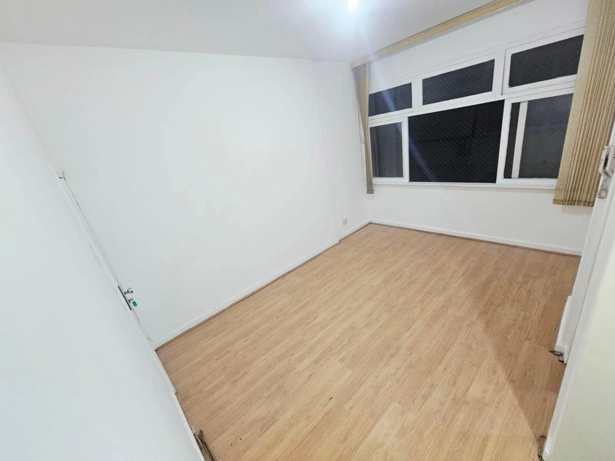 Apartamento, 29 m², com piso de madeira ou laminado — photo 10