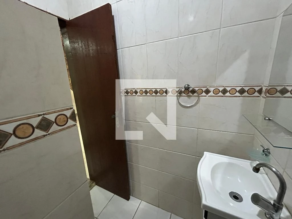 Casa de 3 quartos com banheira — photo 16