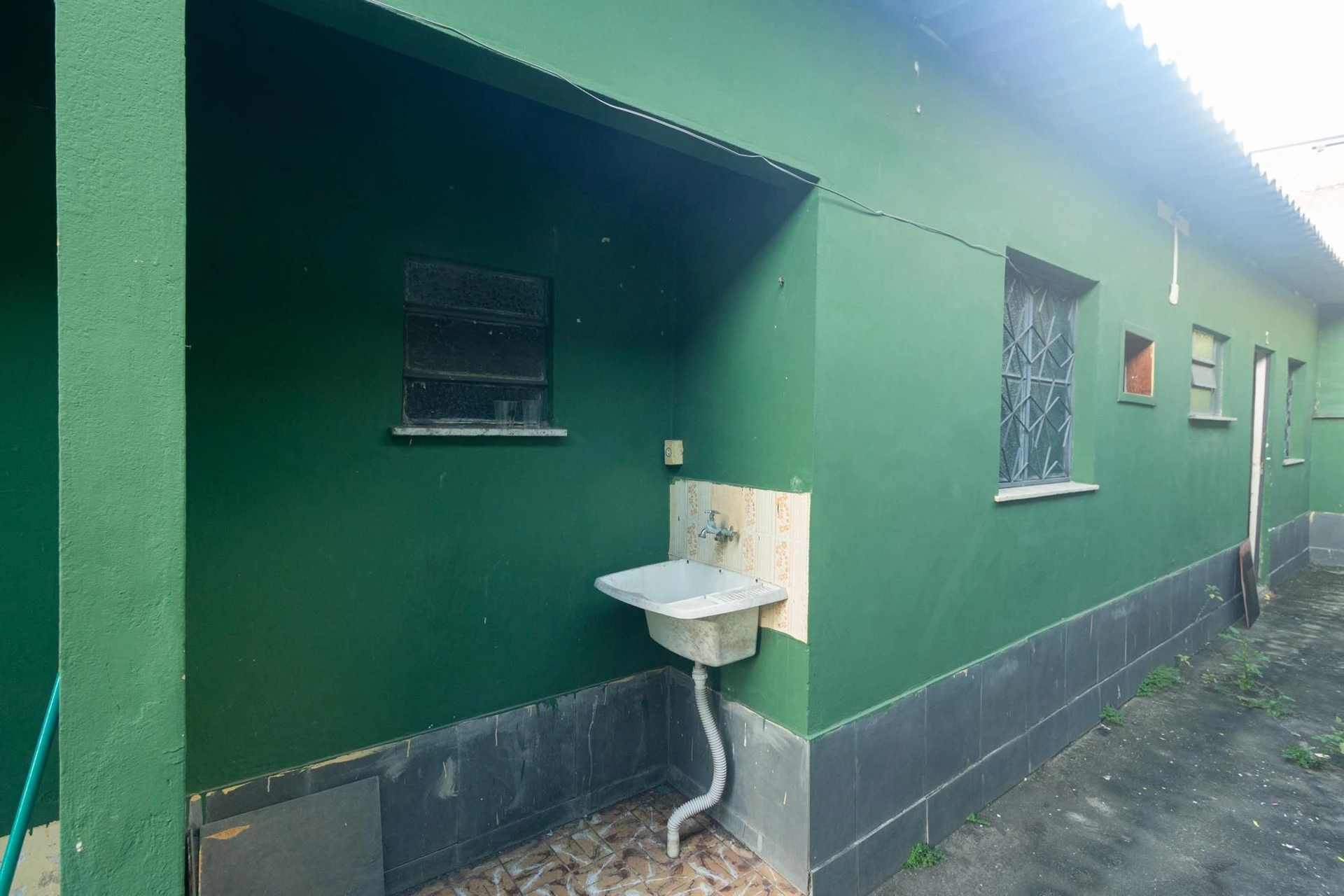 Rental house with 1 bedroom and a separate kitchen — photo 14