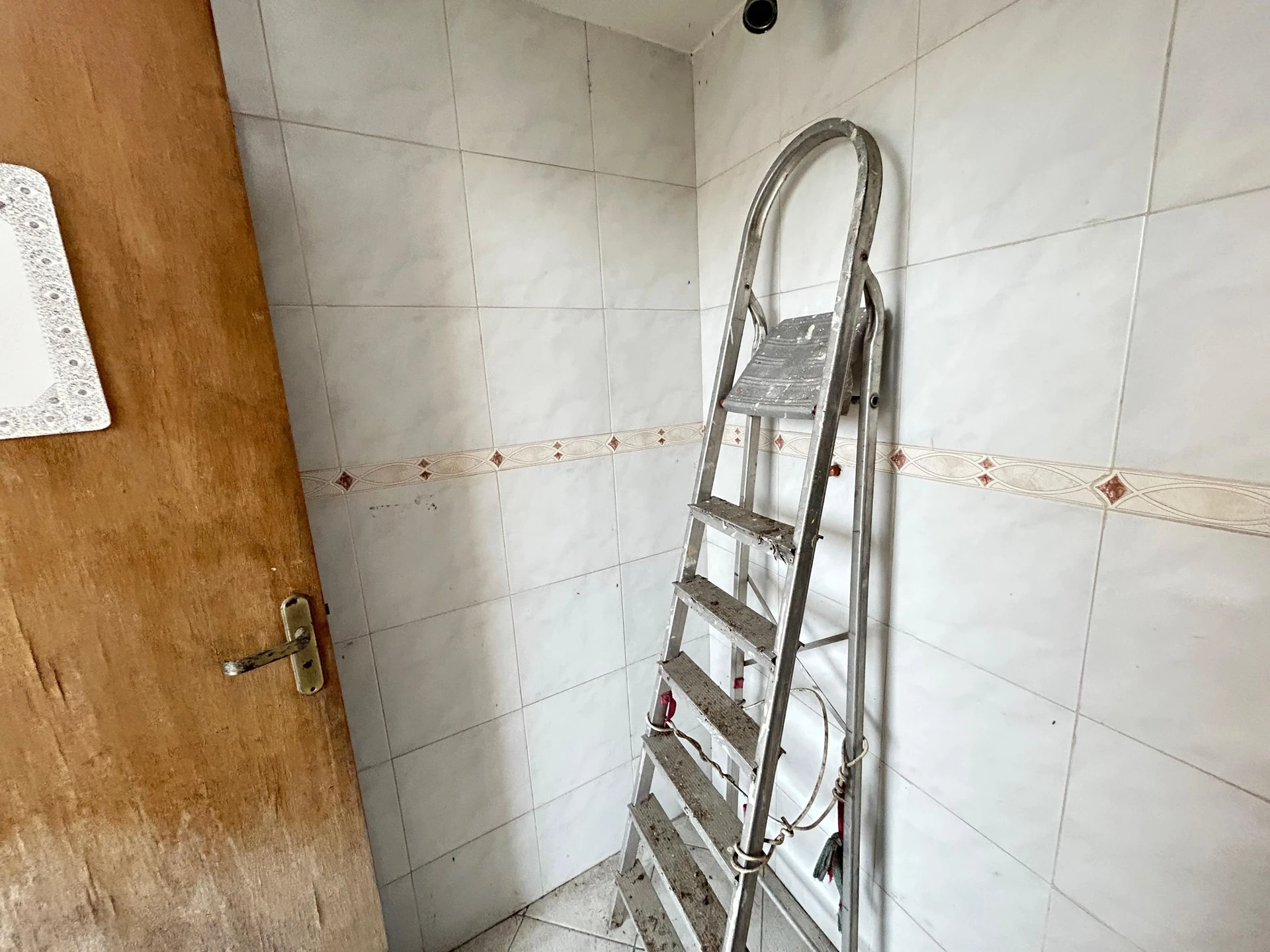 House, 300 m², with a walk-in closet — photo 62