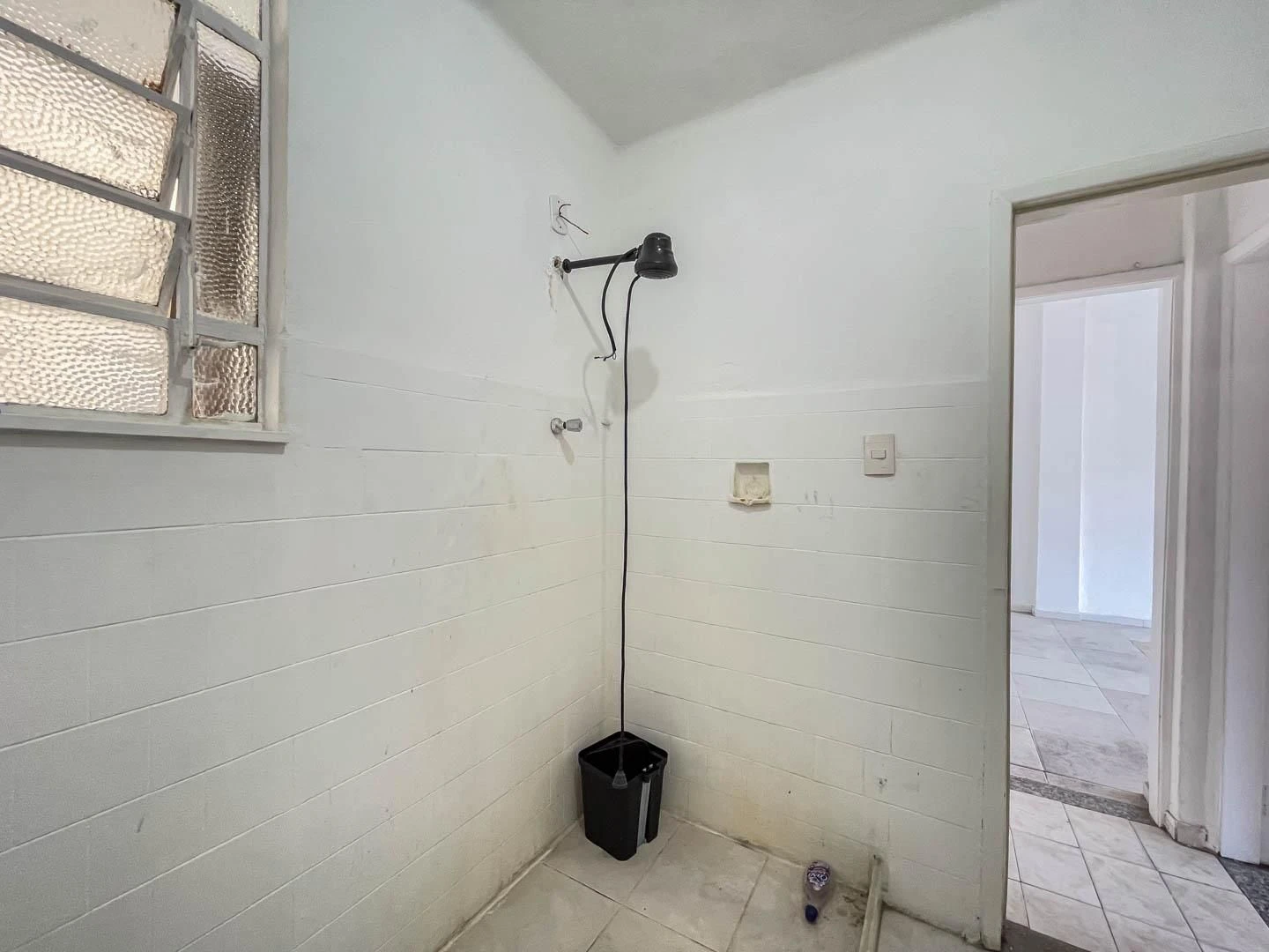1-bedroom unfurnished apartment with no parking — photo 23