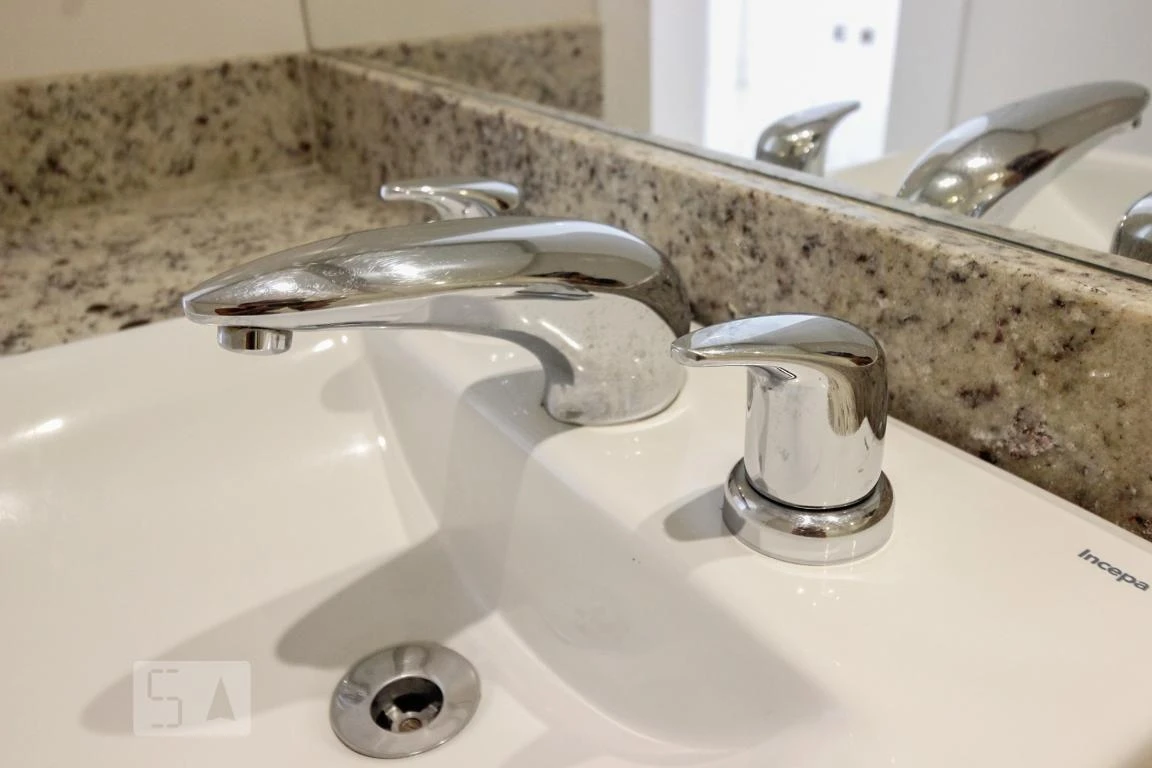 3-bedroom apartment, 1 with its own bathroom, 76 m² — photo 8