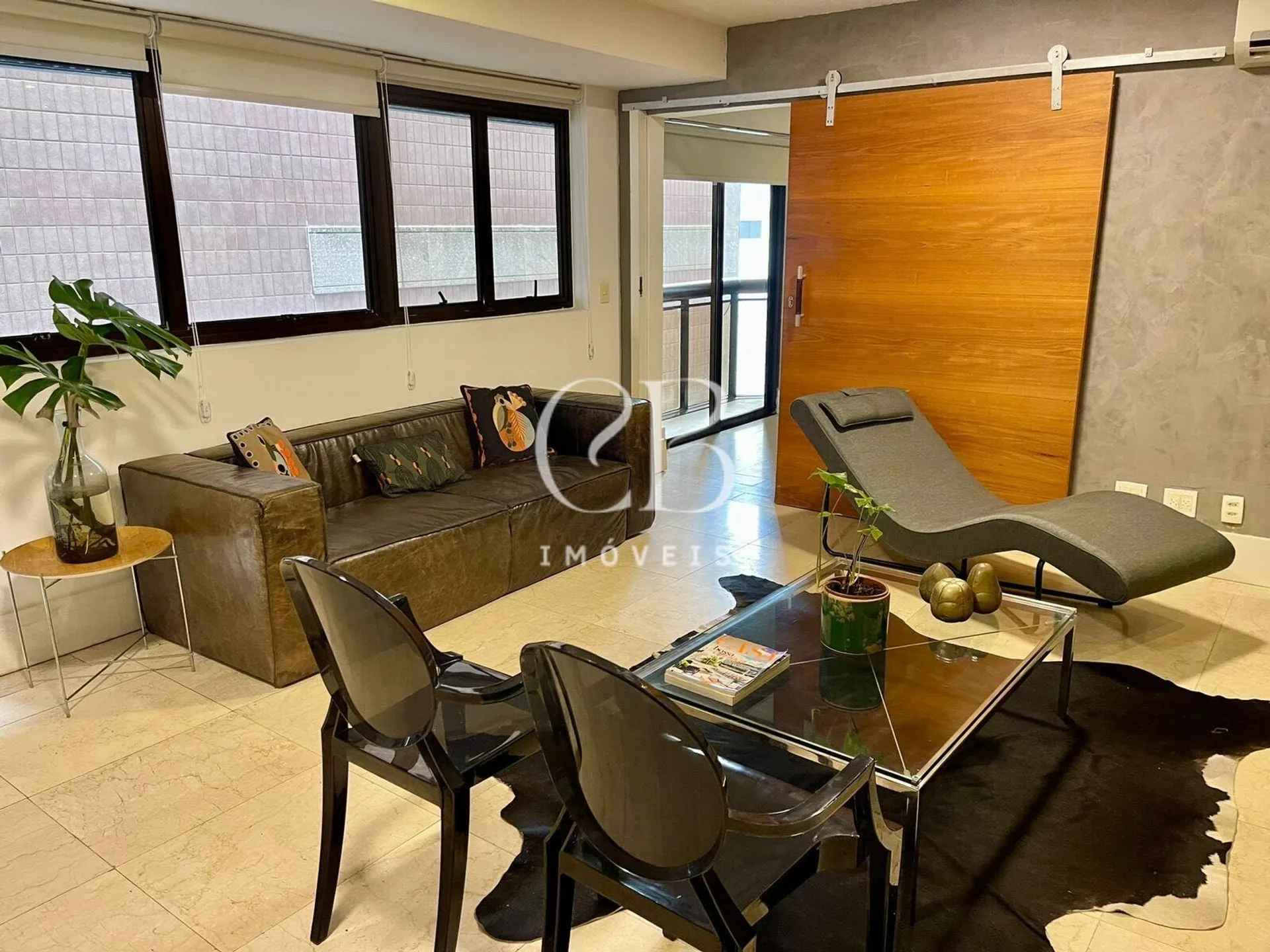 Furnished apartment with 2 bedrooms and open kitchen — photo 14