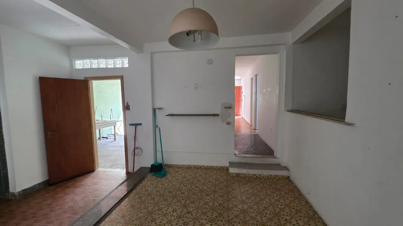 Casa com 3 quartos e 2 banheiros, com garagem para 2 carros — photo 27