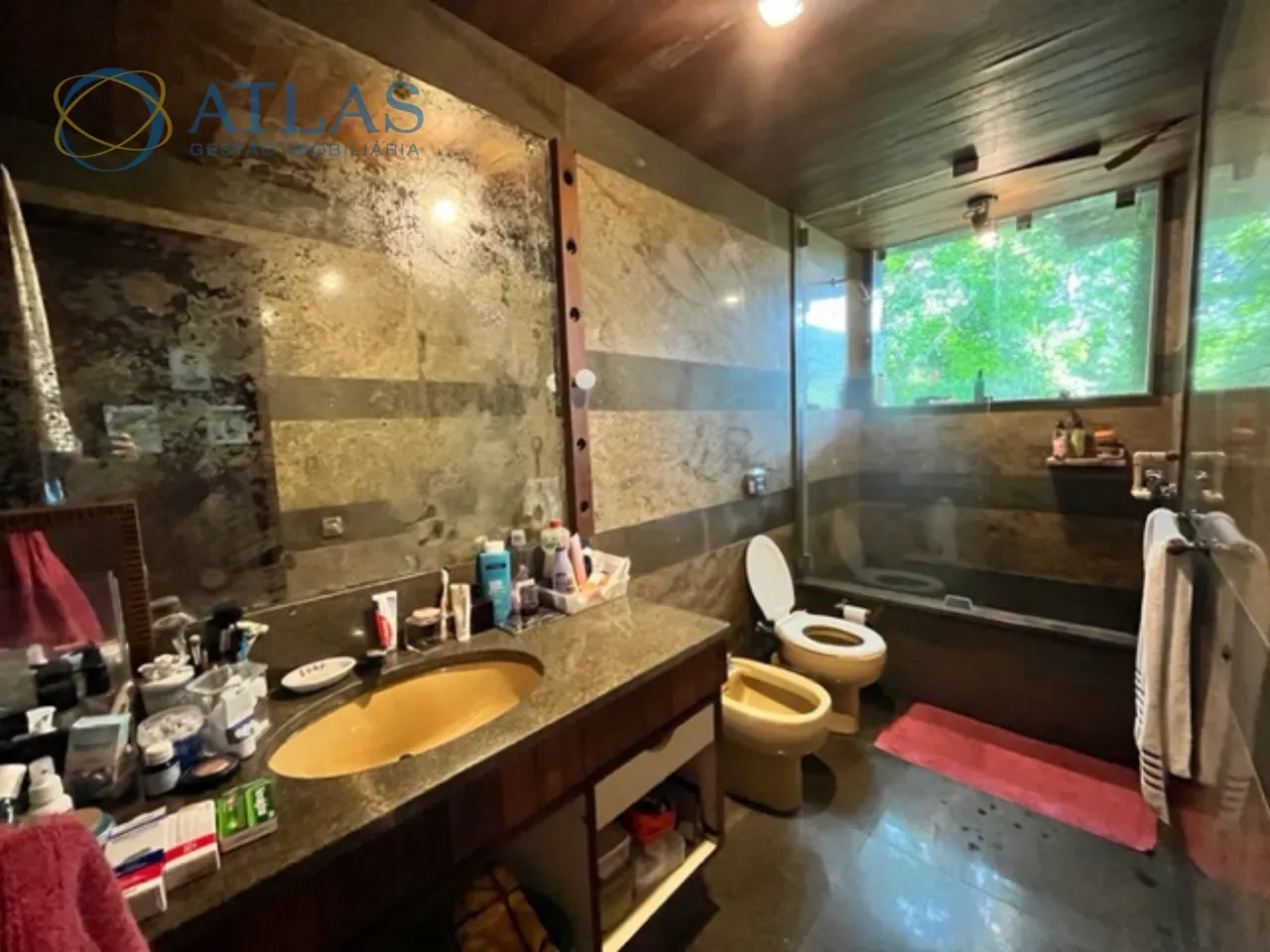 Будинок без меблів з 5 спальнями і 5 ванними, 903 м² — photo 49