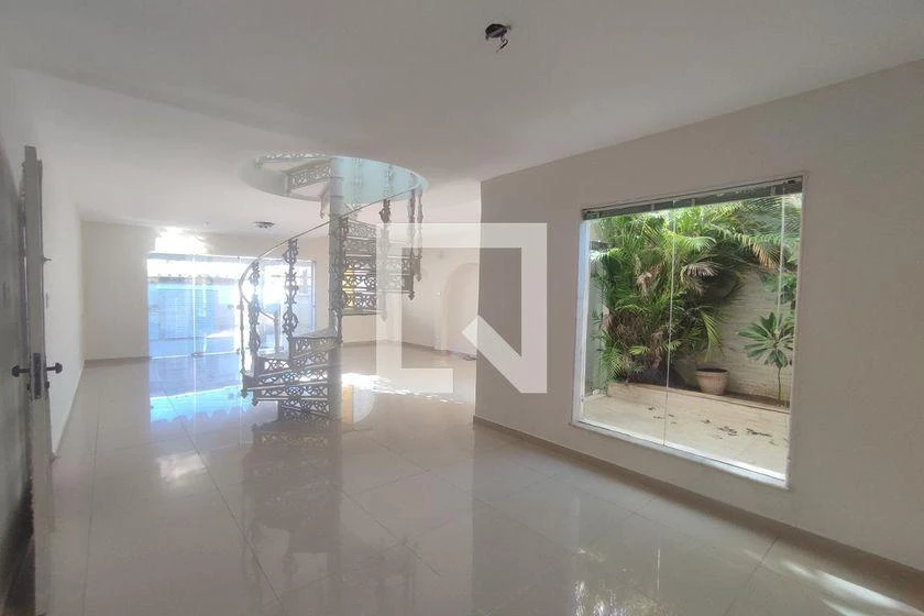 600 m² house with 5 bedrooms and balcony barbecue — photo 16