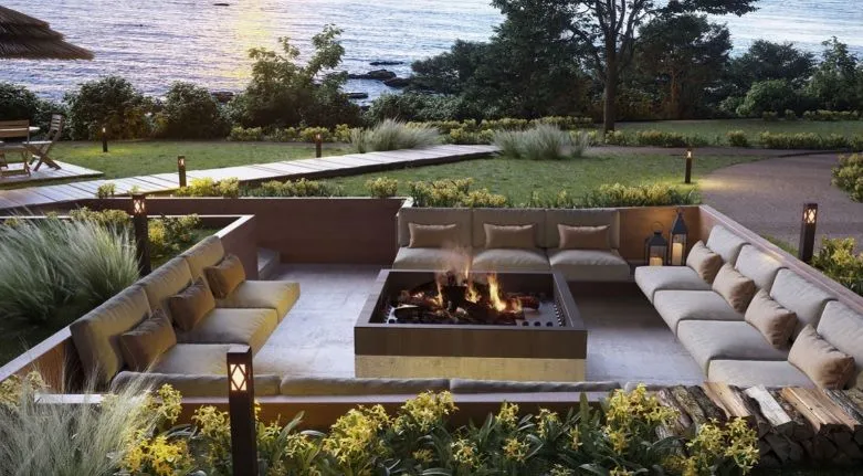 Balcony with a grill in a 3-bedroom apartment, 131 m² — photo 31