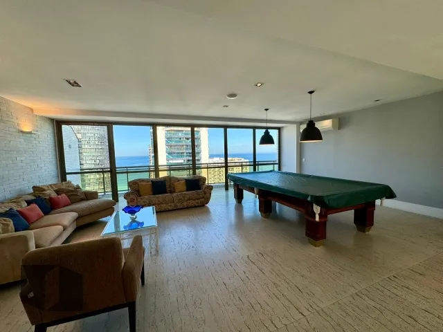 Furnished penthouse apartment with 5 bedrooms and 5 baths — photo 35