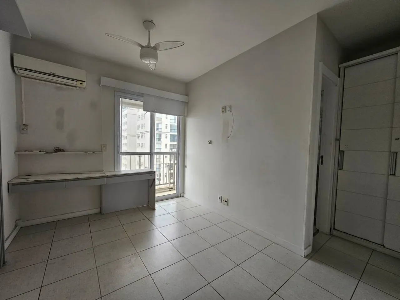 Home office in a 2-bedroom apartment, 78 m² — photo 6