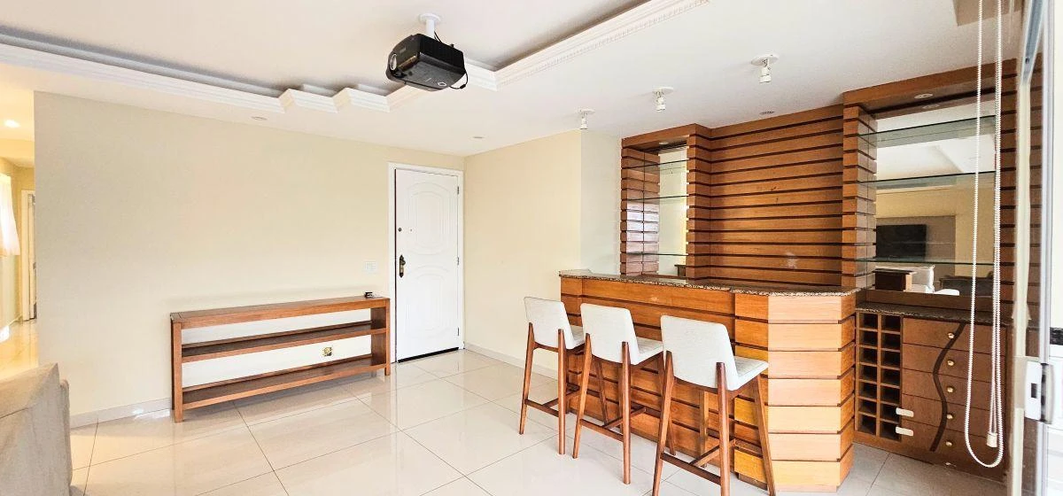 197 m² furnished apartment with 3 bedrooms and 2 parking spaces — photo 24