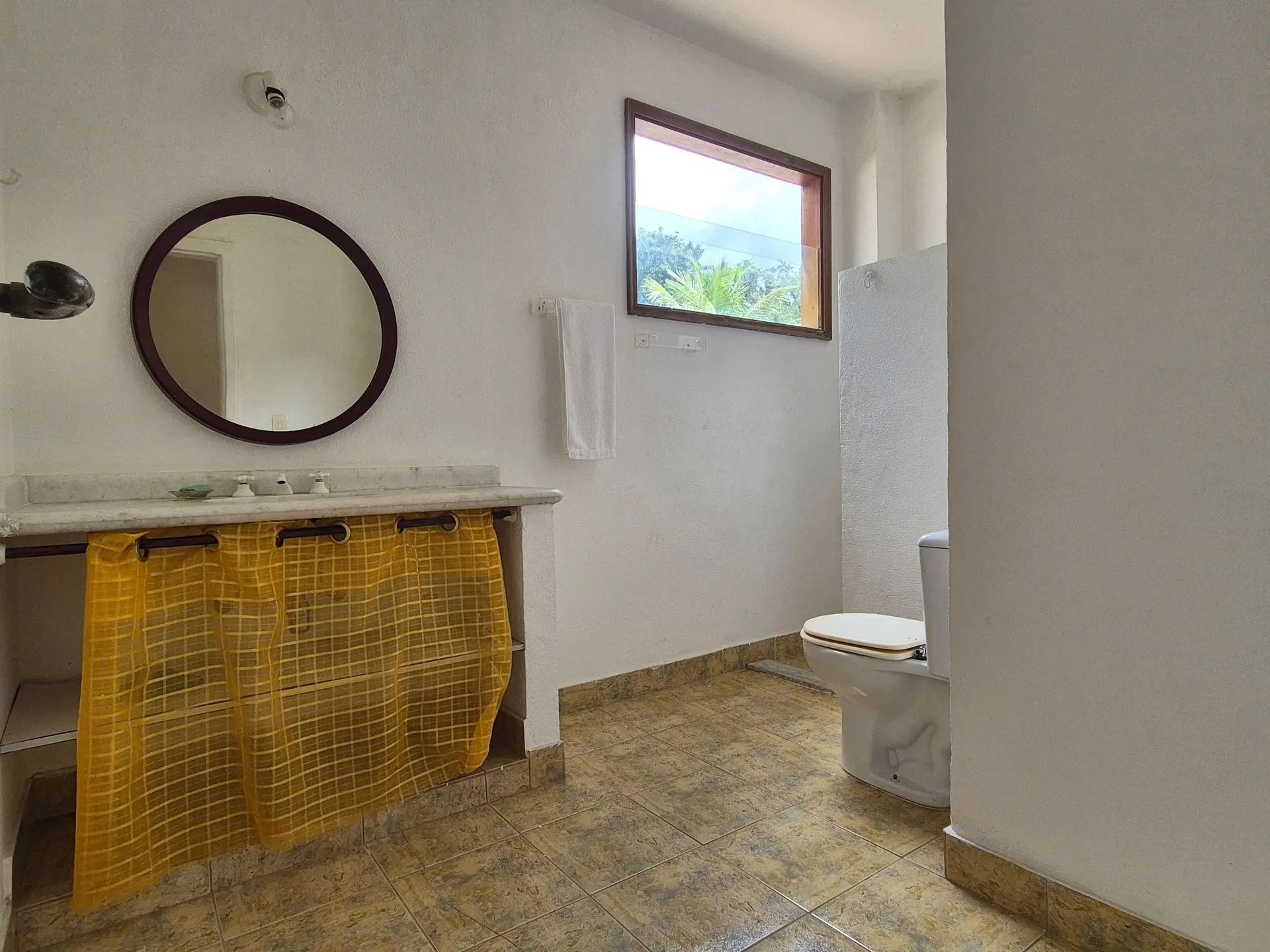Condominium house to rent with 3 bedrooms and a suite — photo 6