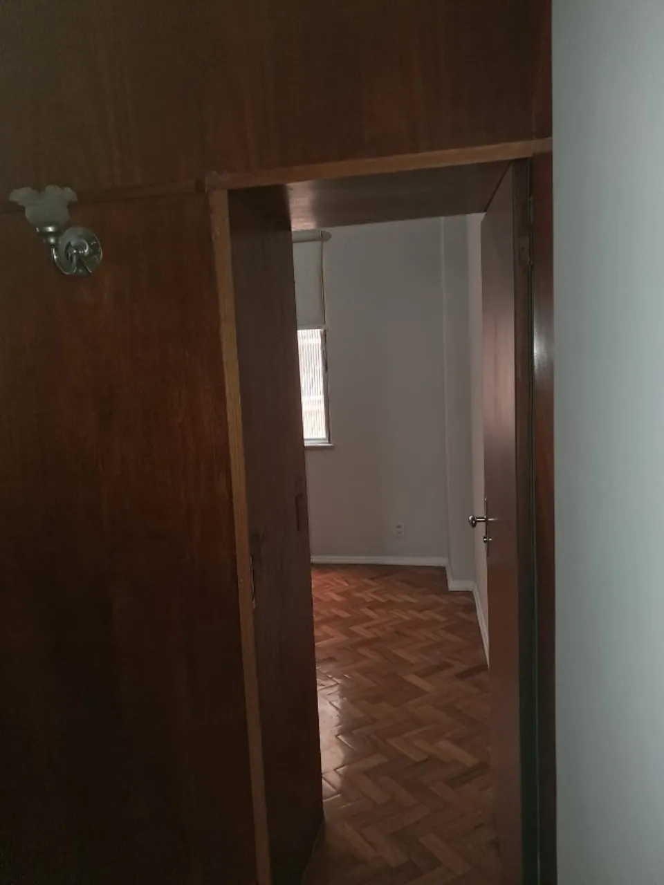 Apartment, 85 m², with wood or laminate floors — photo 15