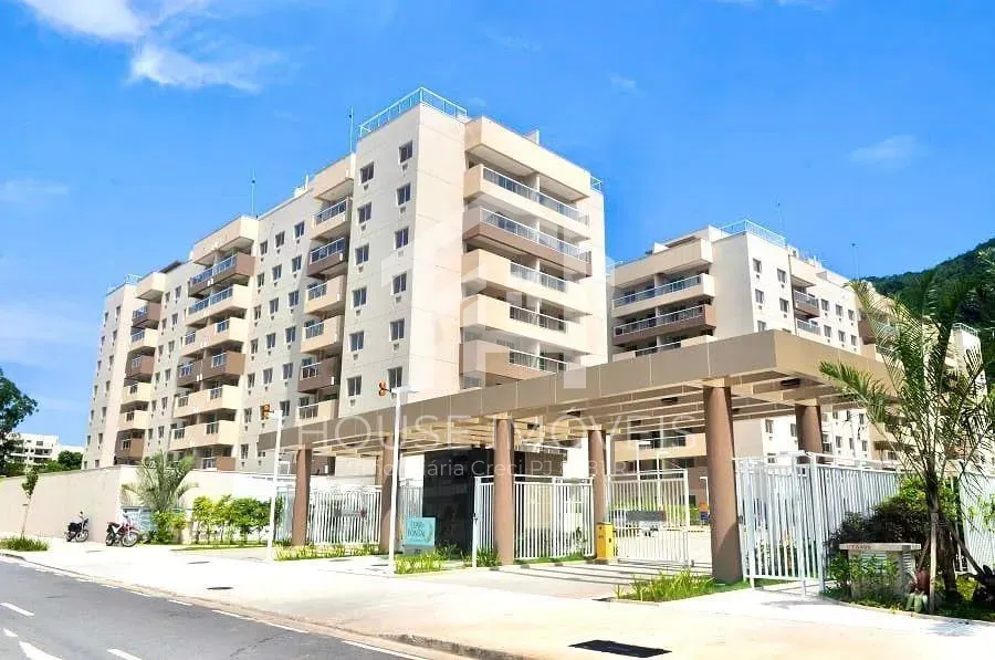 Furnished 2-bedroom apartment with balcony and 2 bathrooms — photo 4