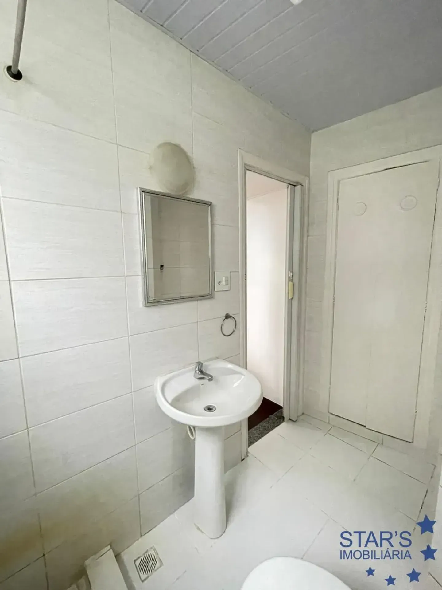 Apartment on the 2nd floor with a washing machine — photo 12