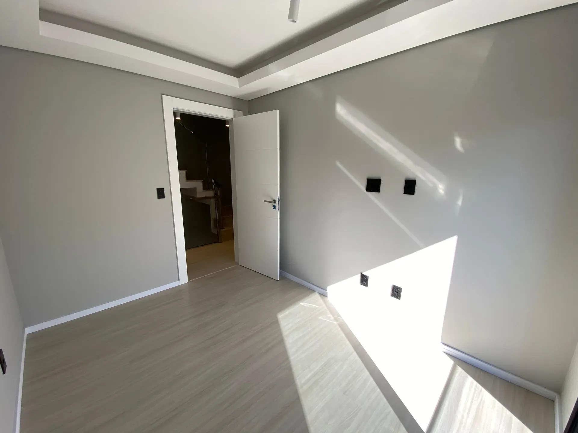 House in a gated community with 3 bedrooms and 5 baths — photo 29
