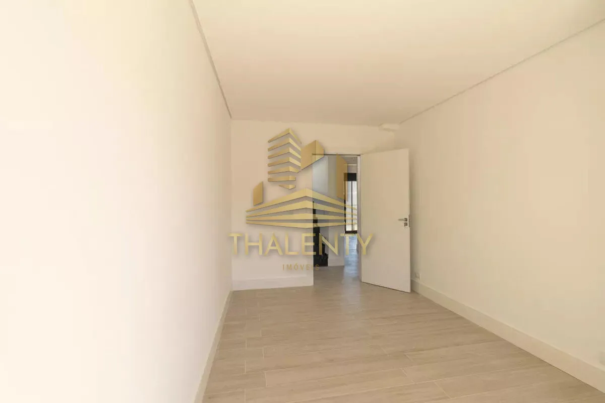 House with 3 en-suite bedrooms, 4 baths, 171 m² — photo 28