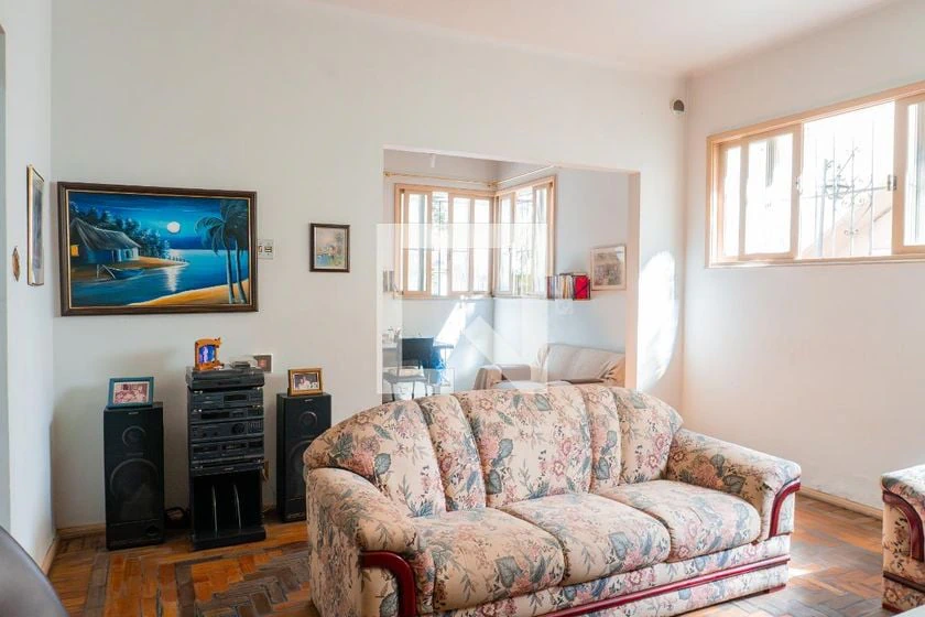 Espacio de home office y 7 dormitorios: casa de 350 m² — photo 43
