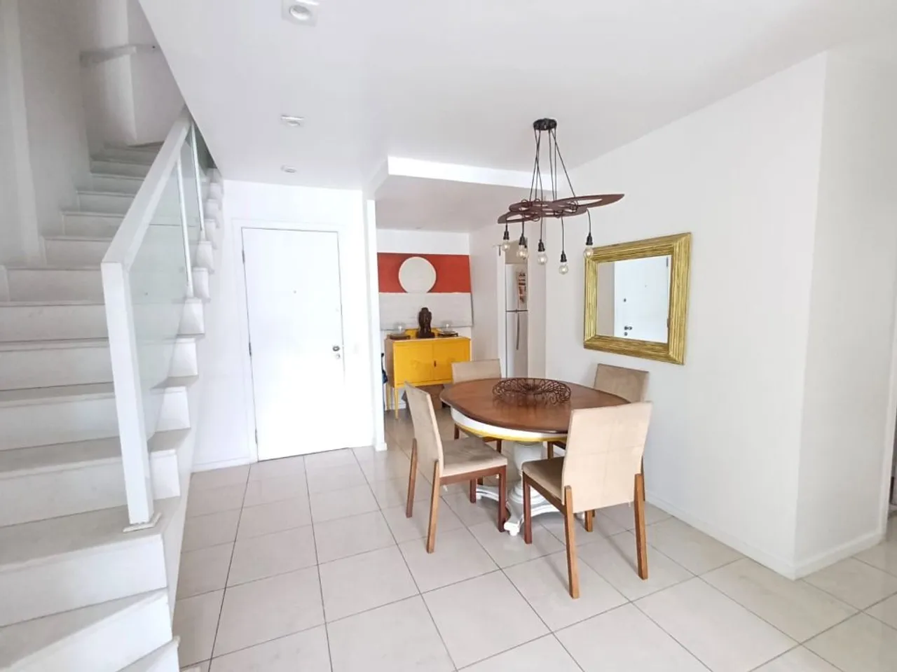 203 m² apartment with 3 bedrooms and enclosed balcony — photo 18