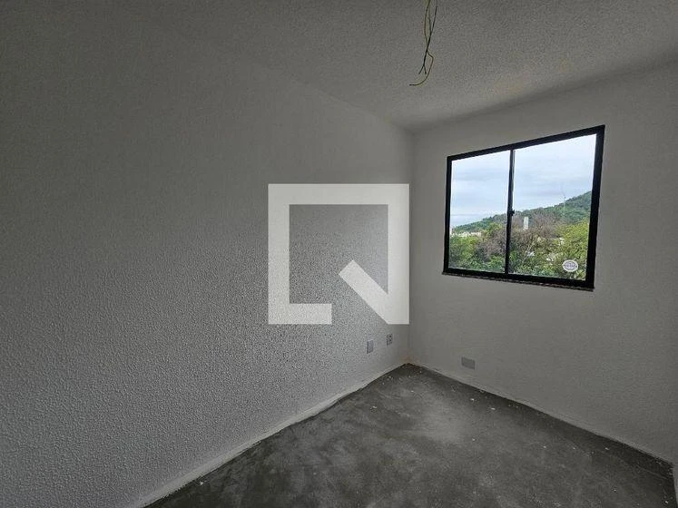2-bedroom apartment in a building with a gym