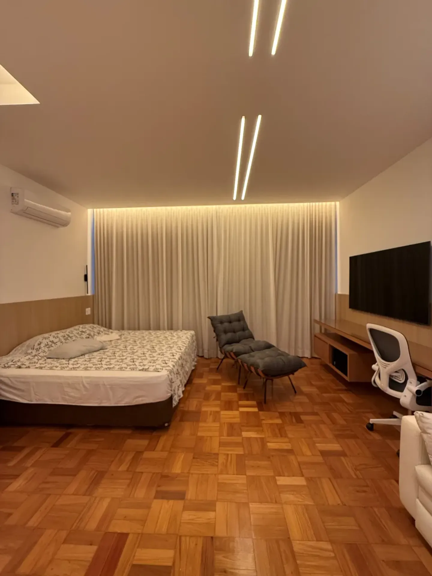 One-bedroom apartment with a home office — photo 15