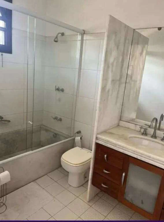Casa com 7 quartos e 700 m², 2 vagas e varanda — photo 17