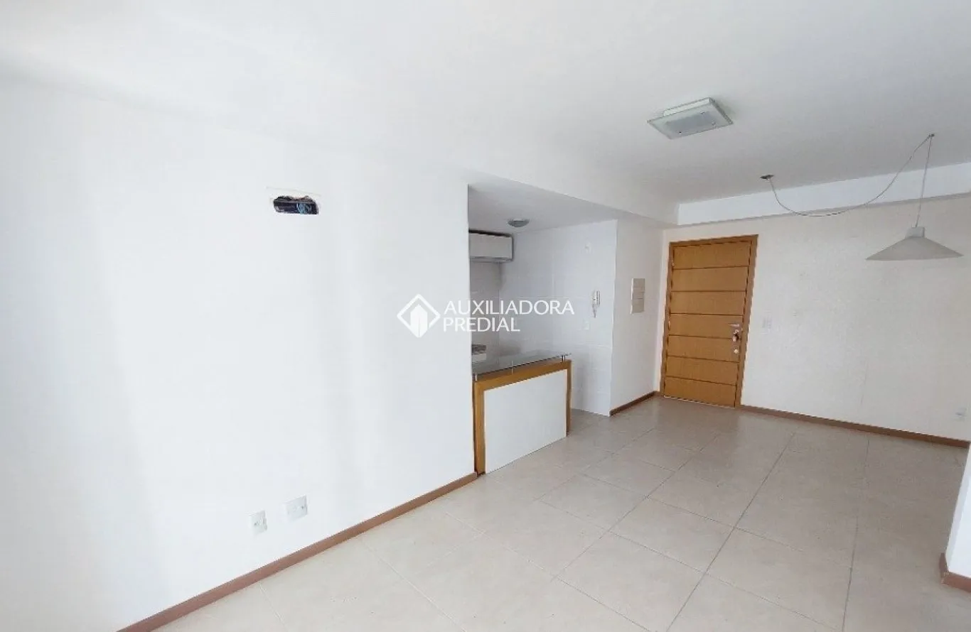 Apartment with open-plan kitchen and private garden — photo 35