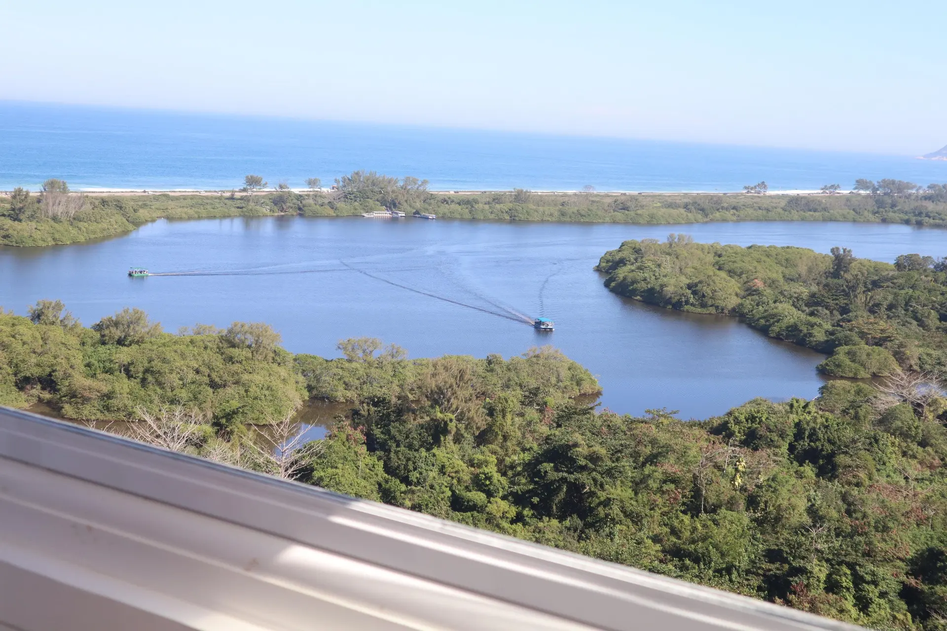 Apartamento mobiliado com 3 quartos e varanda — photo 9
