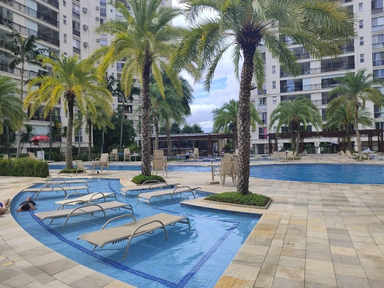 Apartamento de 166 m² com 4 quartos e jardim privativo — photo 9