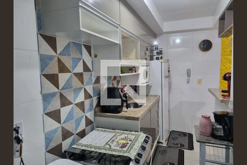 Apartamento mobiliado com 2 quartos e cozinha integrada — photo 3