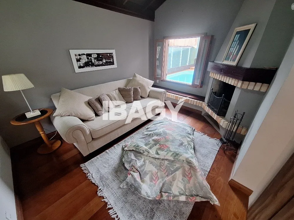 Мебльований будинок на 840 м² з 3 власними ванними