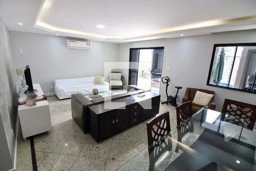 Furnished house, 260 m², with a bathtub — photo 13