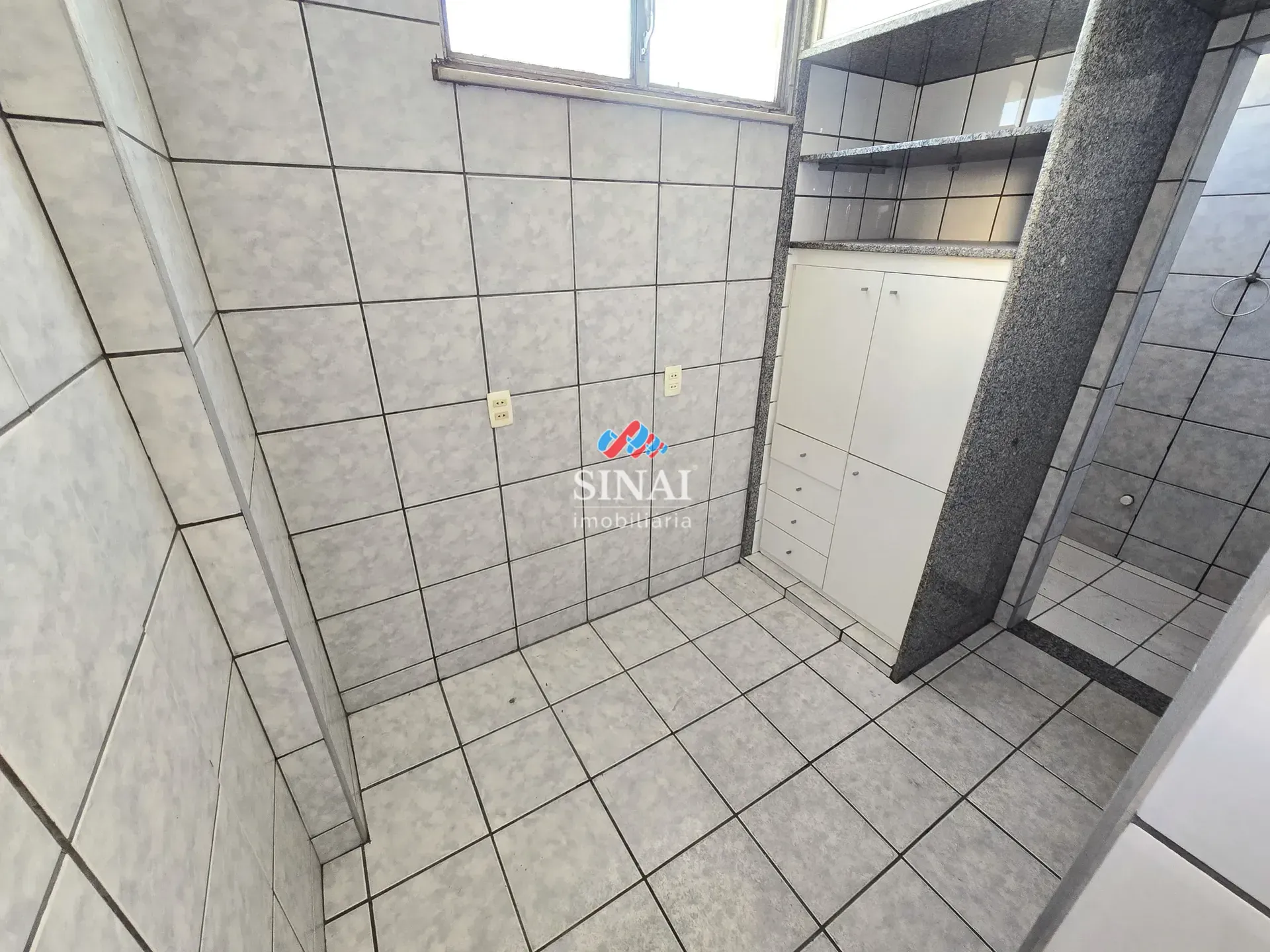 Apartamento de 2 quartos com cozinha separada e vaga — photo 21