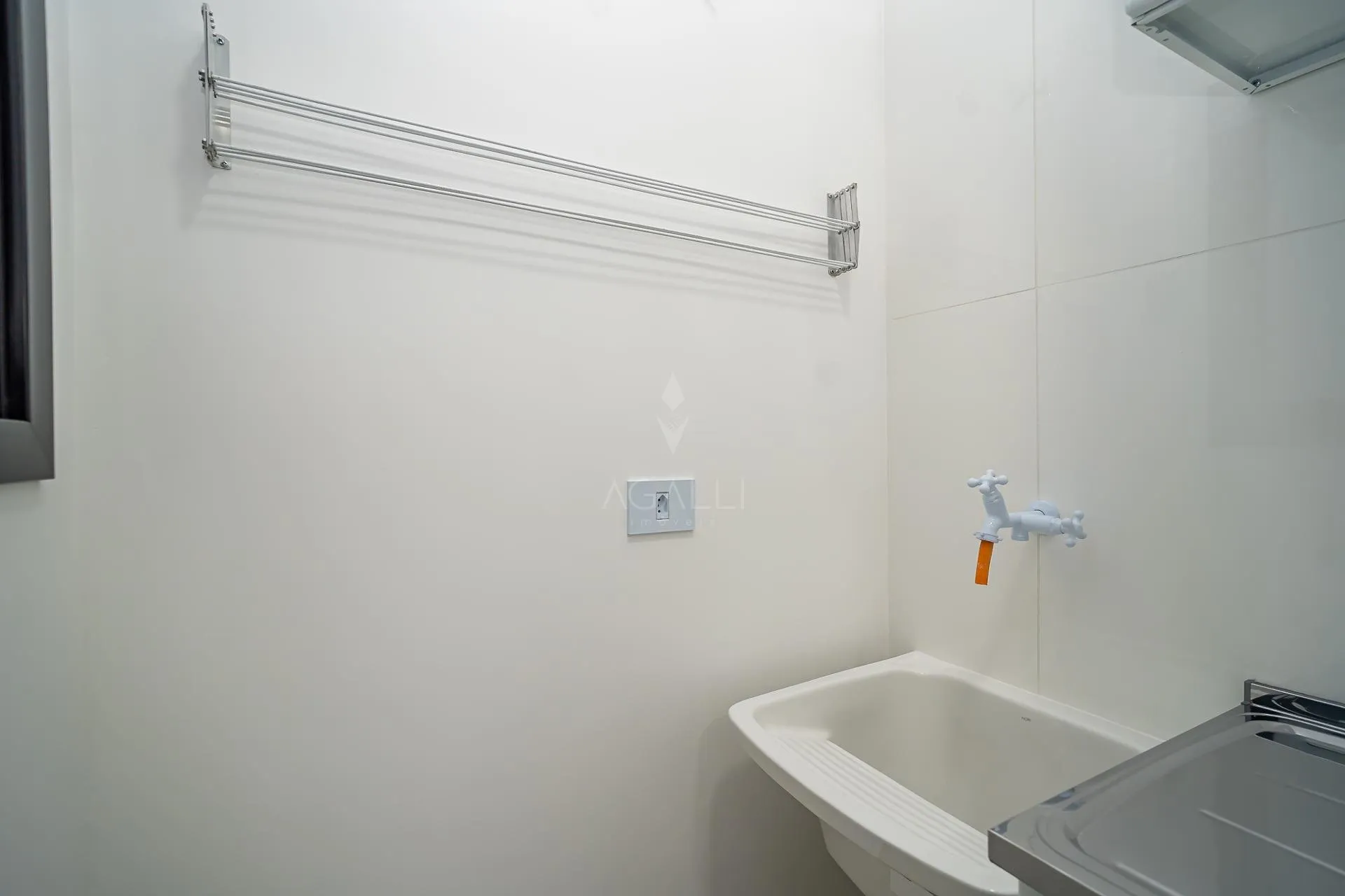 Unfurnished studio of 25 m² with a gas stove — photo 6
