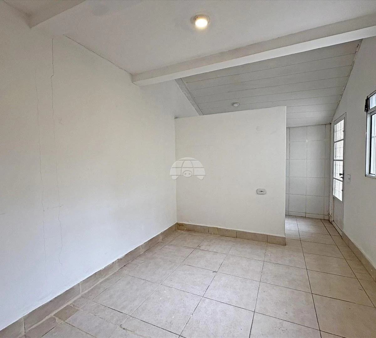 Casa de 178 m² com banheira e varanda envidraçada — photo 20