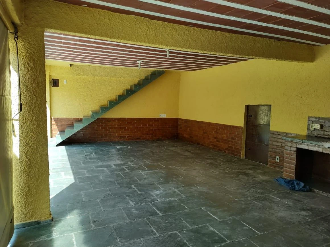 Casa térrea sem mobília com 4 quartos e 6 banheiros — photo 23
