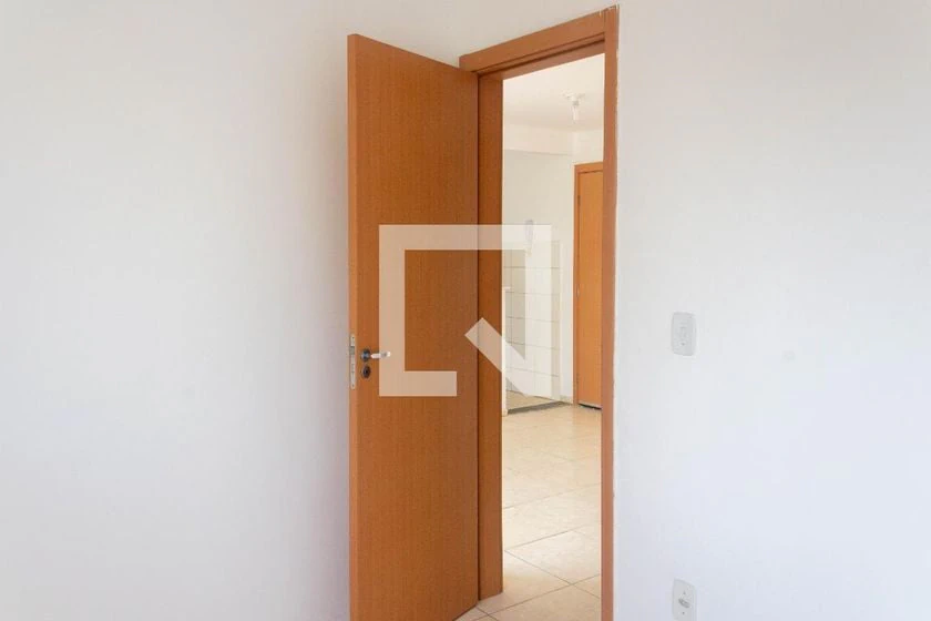 2-bedroom apartment in a building with a gym — photo 19