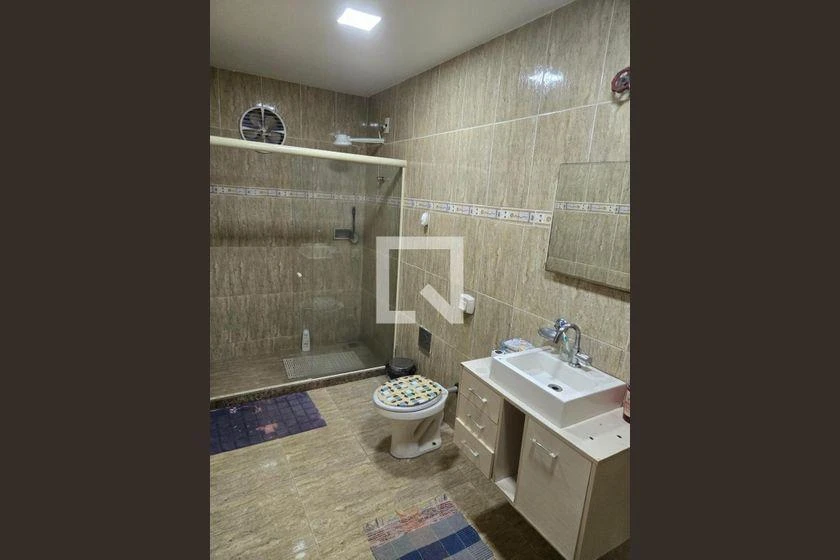 Сдаваемый меблированный дом: 5 спален и 420 м² — photo 33
