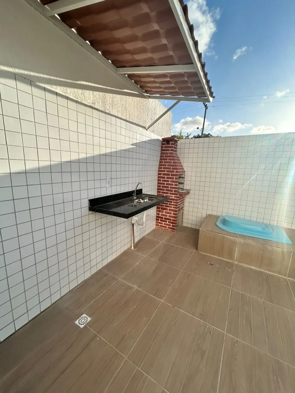 Apartamento de 2 quartos em condomínio com piscina — photo 3