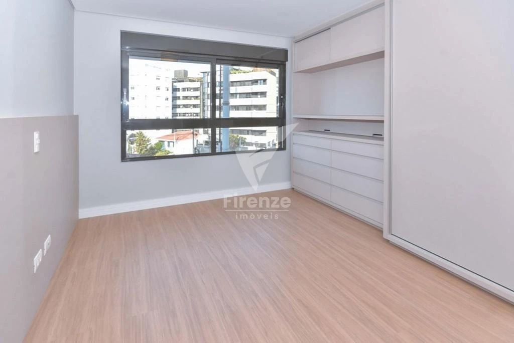 3-bedroom apartment with a home office in Curitiba — photo 16