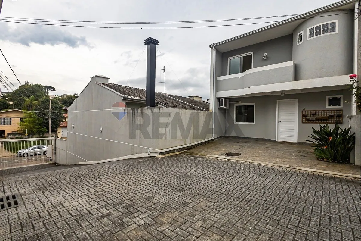 3-bedroom house with a grill on the balcony in Curitiba — photo 16