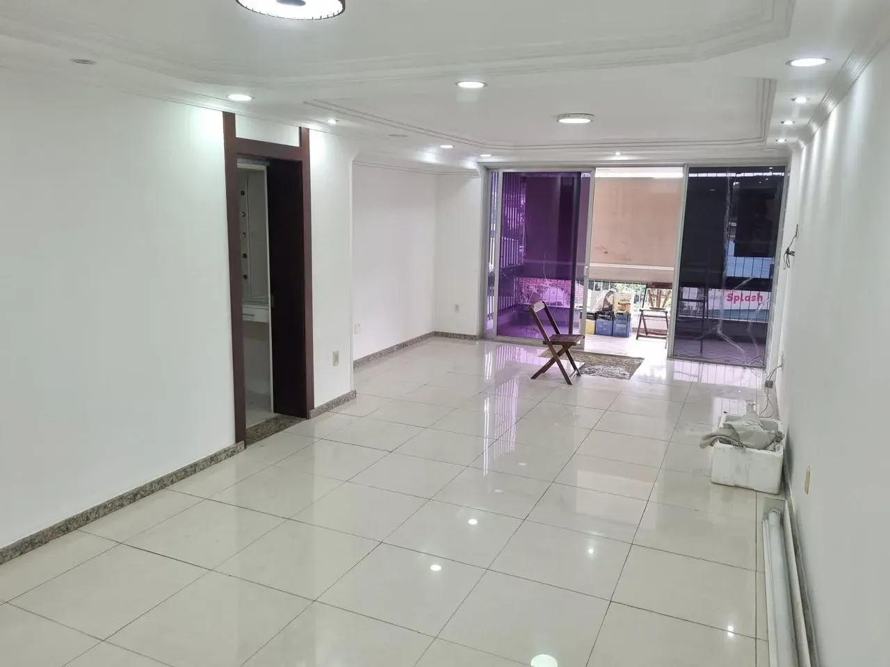 Walk-in closet in a 4-bedroom apartment, 110 m² — photo 24