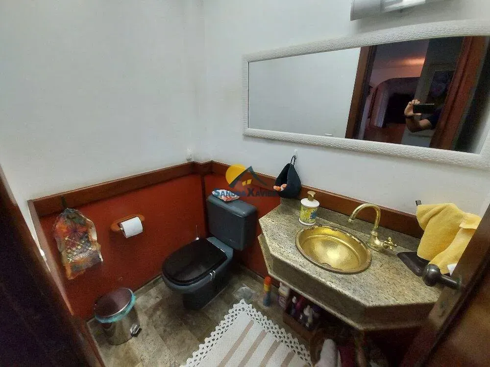 House with 4 bedrooms and 5 bathrooms for rent — photo 20