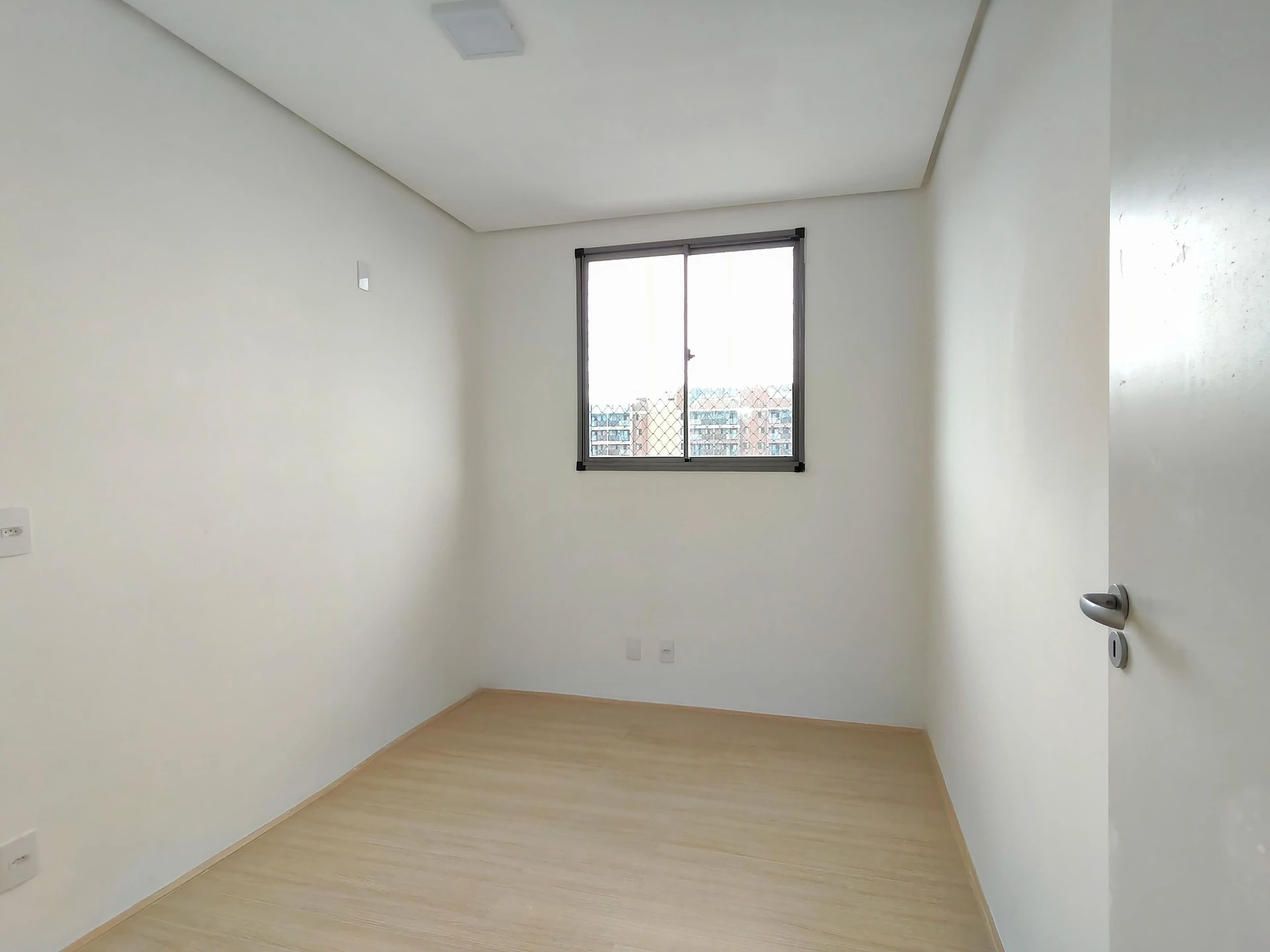 3-bedroom apartment with a water view in Rio de Janeiro — photo 35