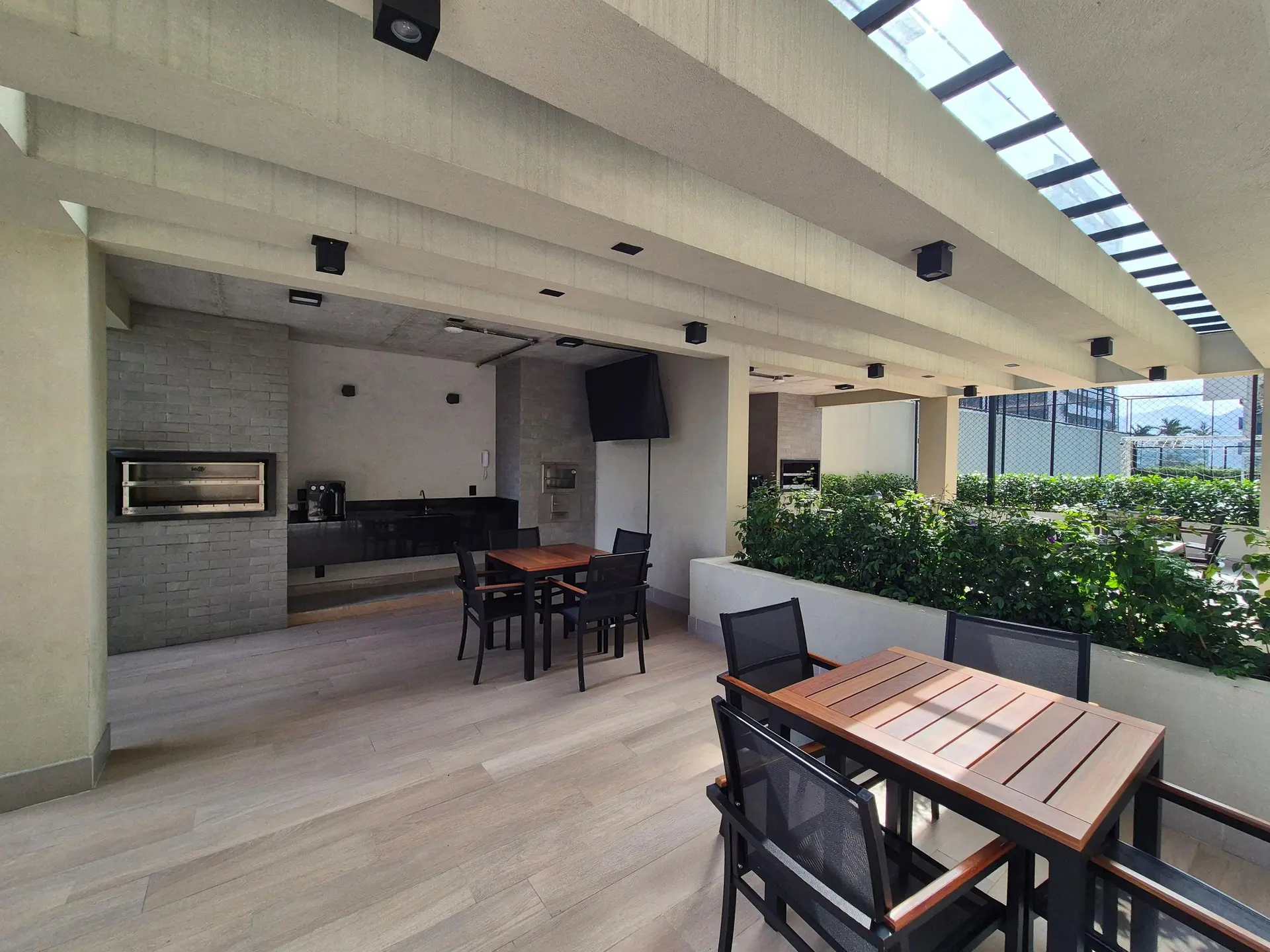 Apartment with 3 bedrooms, 2 bathrooms and 1 parking spot — photo 40
