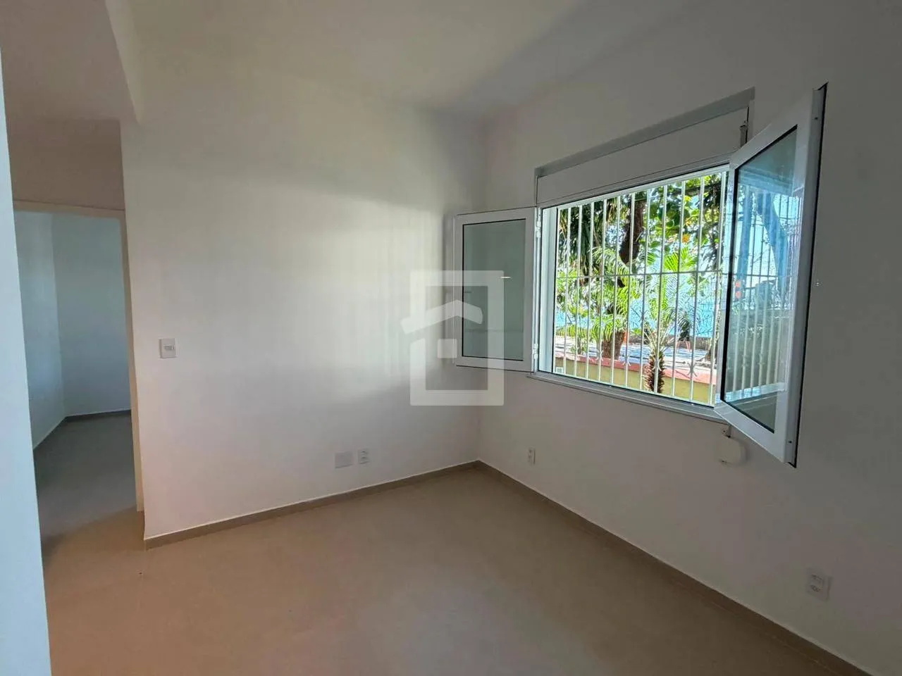Apartment on the 1st floor with a water view — photo 6
