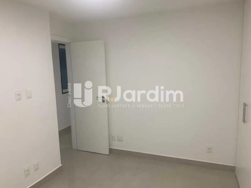 Apartment with 2 bedrooms and 2 bathrooms, no parking — photo 16